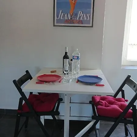 Au 23 Apartman